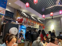 -爆炸头阿姨小四川正宗川味小吃(无任何分店)