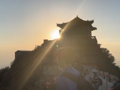 -鸡鸣山旅游景区