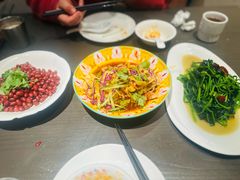 新疆凉皮-西域盛宴烧烤新疆菜清真餐厅(古美店)