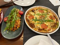 肉酱披萨-翠娜家· Trina’s西餐厅(高新万达店)