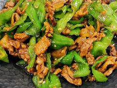 土辣椒炒土猪肉-湘中缘·湖南菜(娄底驻京办店)