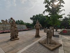 -元大都城垣遗址公园