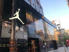 -Air Jordan(世贸天阶店)