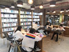 -香洲区图书馆(乐士文化区店)