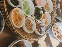 -包整·丝娃娃(一览甲秀楼风景店)