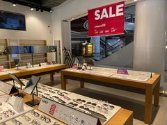 -JINS(上海宏伊国际广场店)