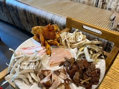 -菌海森林·非遗野生菌火锅(西山区滇池路摩根道店)