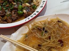 -鲁南仔·滕州炒鸡(经三路店)