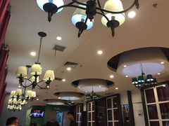 -闫府私房菜(经四路万达店)