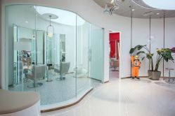 -In Style Hair Salon
