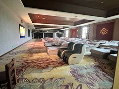 -泉城欧乐堡戏水湾艺术养生温泉