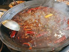 -黄潇洒老火锅(九眼桥宏济巷店)