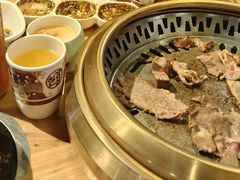 -汉江山料理级自助烤肉黑金冠(周口好吃城店)