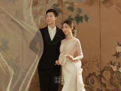 -经典婚纱摄影美学馆·私人定制