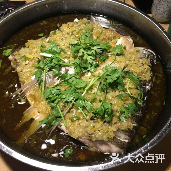 笼满厢●酱香鱼头●特色湘菜