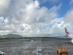 -西沃古尔·拉姆古兰爵士国际机场