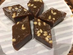 枣泥拉糕-新梅华·茶点餐厅(欧尚店)