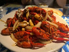 -川流不息·地道川菜·小龙虾(新松江路店)