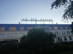 -乐蓬马歇百货公司(Rive Gauche)