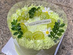 -顶东面包花园·生日蛋糕(世博店)