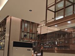 -东方红海鲜百汇(国际大厦店)