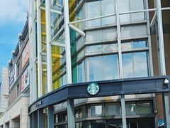 -星巴克臻选(莘庄仲盛店)