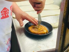 牛肉锅盔-青石桥老瓦房肥肠粉总店(青石桥总店)