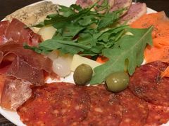 小冷切拼盘-瑞食酒馆 La Taverne Suisse
