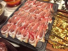 -恰餐厅及酒吧 CHAR Bar & Grill (北京丽都皇冠假日店)