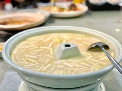 奶汤蒲菜-四季厨房 鲁菜·孔府烤鸭(二环南路店)