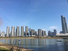 -南京眼步行桥