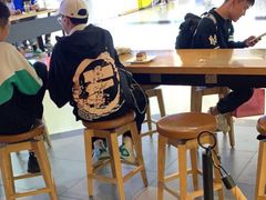 -星巴克(广州中华广场B1层店)