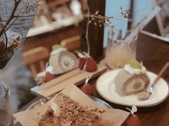 -C.Y Cafe