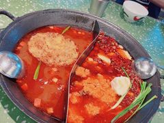 -五里关火锅(上海鑫耀·光环Live店)