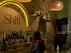 -Shift cocktail bar鸡尾酒吧
