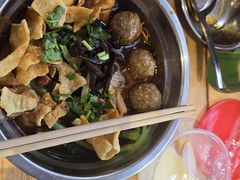 -柳州肥姨妈大骨螺蛳粉(万达中心店)