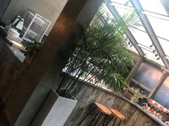 -HIGH FIVE哈福手工汉堡(桂林路店)