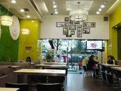 -佰搭果·广式茶餐厅(西华路店)