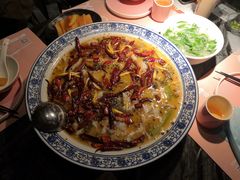-桂二老坛酸菜鱼(三街两巷店)