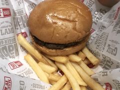 -The Habit Burger Grill 哈比特汉堡(爱琴海店)