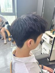 -藤野造型烫发染发