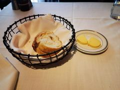 -Wolfgang’s Steakhouse 沃夫冈牛排馆(上海白玉兰广场店)