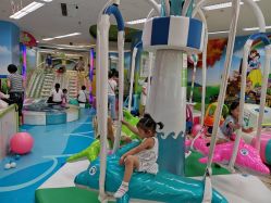 -孩子王(昆山招商花园城店)