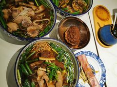 -镇南锅盖面馆(解放路店)