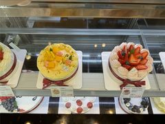 -花花卷卷·鲜食蛋糕(静安久光百货店)