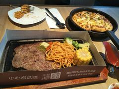 -必胜客(东兴商厦店)