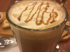 -玛格萝妮比萨屋(四平店)