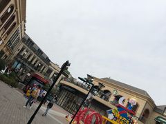 -王府井奥莱临潼小镇(临潼店)