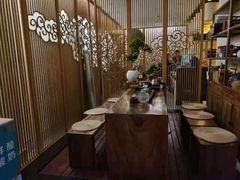 -新盈光·云会所(百丈东路店)