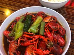 招牌十三香小龙虾-龙巢盱眙龙虾·牛蛙·烧烤宵夜(八卦岭店)